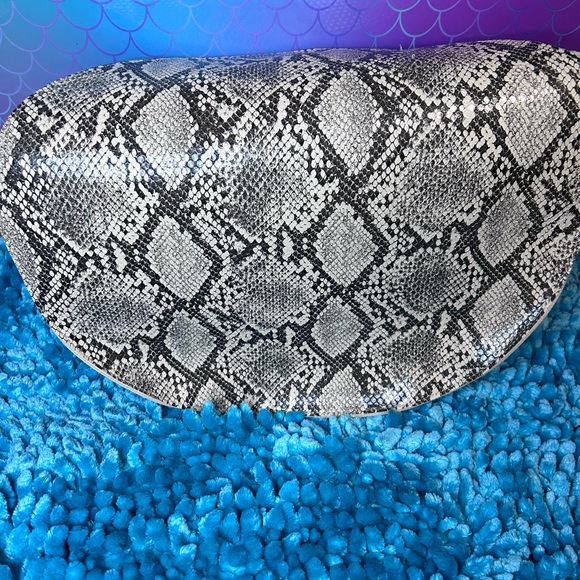 NWT Anthropologie tote/clutch - Picture 3 of 11